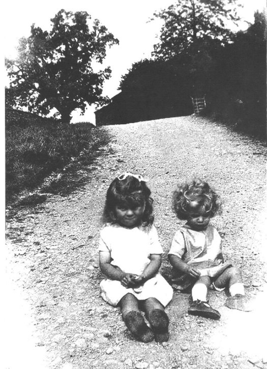Ann & Betty McGarr. . . .possibly on Spy Hill