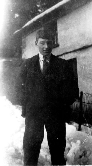 Ben Darbyshire - looks like @ Old Farm Cottage