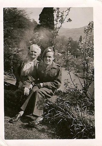 Morris with his Mother at Yew Bank - Clappersgate