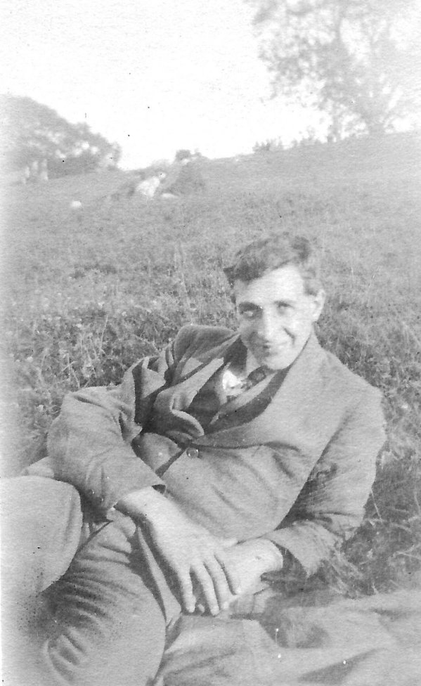 On the back of this photo is the date 